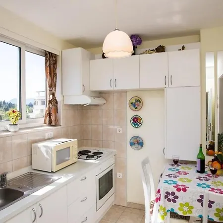 Lady Orsan - One Bedroom